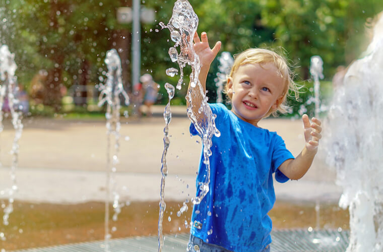 Water splash play area Clifton Park Rotherham