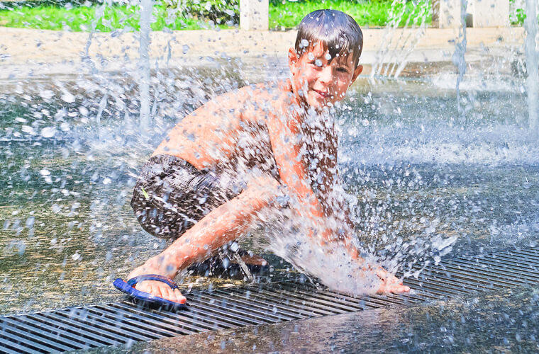 Water splash play area Clifton Park Rotherham